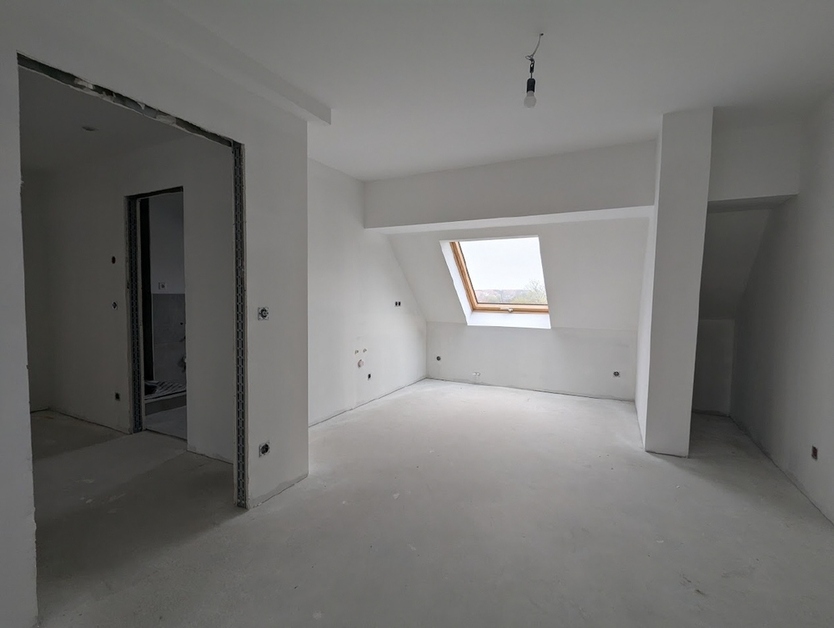 EUTRITZSCH + 3 RAUM Mietwohnung + ERSTBEZUG NACH DACHGESCHOSSAUSBAU
