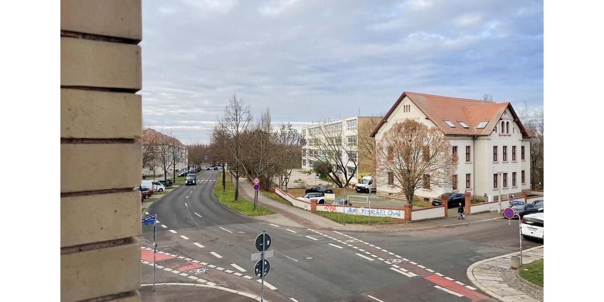 Etagenwohnung Halle (Saale) Damaschkestraße - 3 Zimmer, 81 m&sup2;, 695&euro; | Angebot:23738670