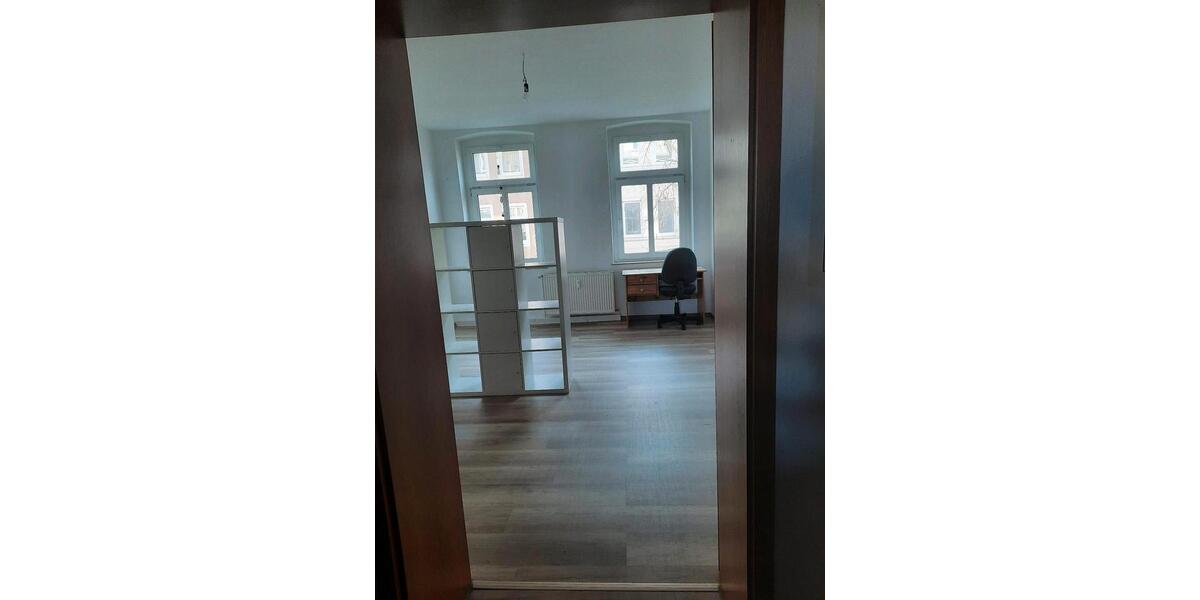 Etagenwohnung Halle (Saale) Damaschkestraße - 3 Zimmer, 70 m&sup2;, 750&euro; | Angebot:25614490