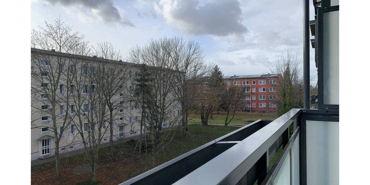 Etagenwohnung Bad Dürrenberg Lennewitz - 2 Zimmer, 48 m&sup2;, 308&euro; | Angebot:26933661