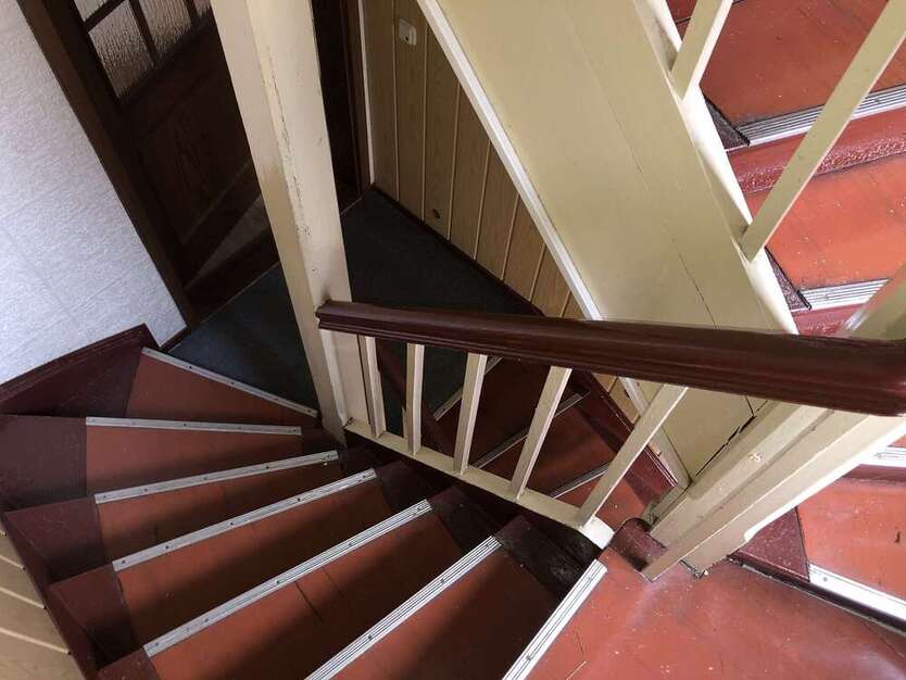 ++Doppelhaushälfte mit Entwicklungspotential in Döllnitz++ 7 zimmer