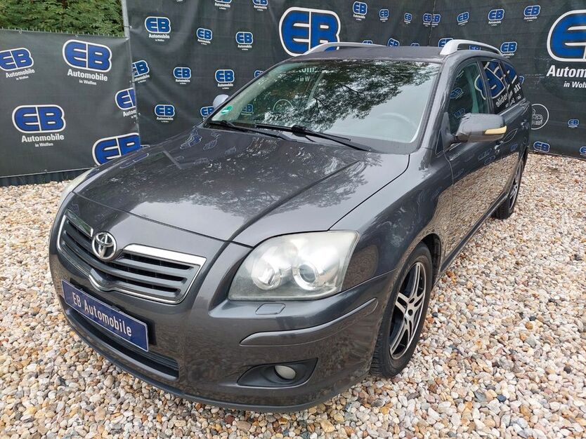 Toyota Avensis 350.000 km 1.444 € Bitterfeld-Wolfen OT Wolfen 06766