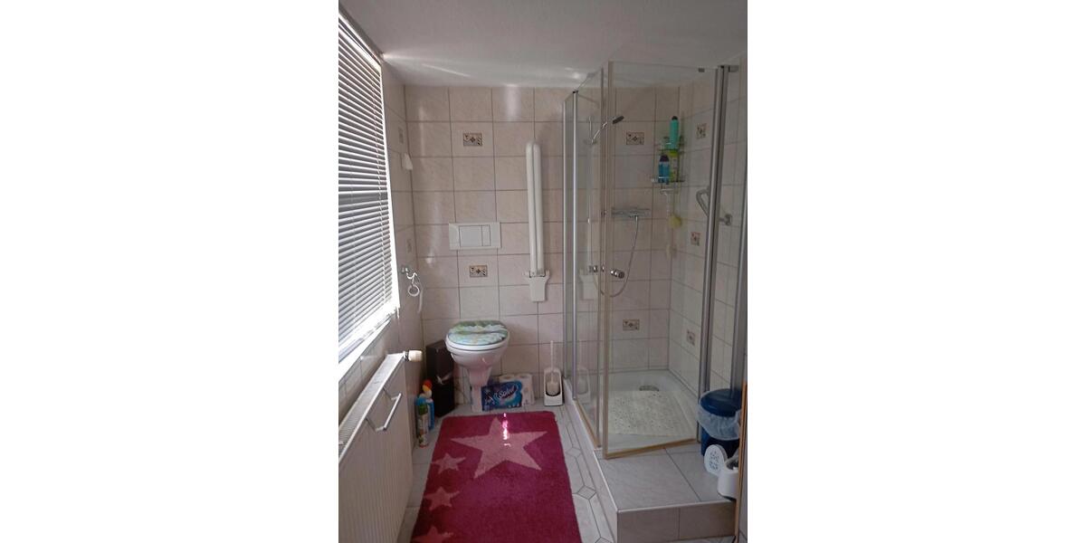 Einfamilienhaus Bad Dürrenberg - 7 Zimmer, 140 m&sup2;, 450.000&euro; | Angebot:27225181