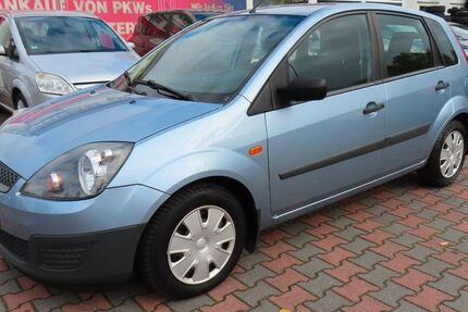 Ford Fiesta 156.260 km 2.450 € Sandersdorf-Brehna 06796