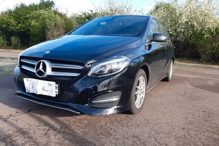 Mercedes B 180