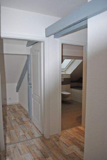 Etagenwohnung Schkopau Korbetha - 3 Zimmer, 100 m&sup2;, 760&euro; | Angebot:25837926