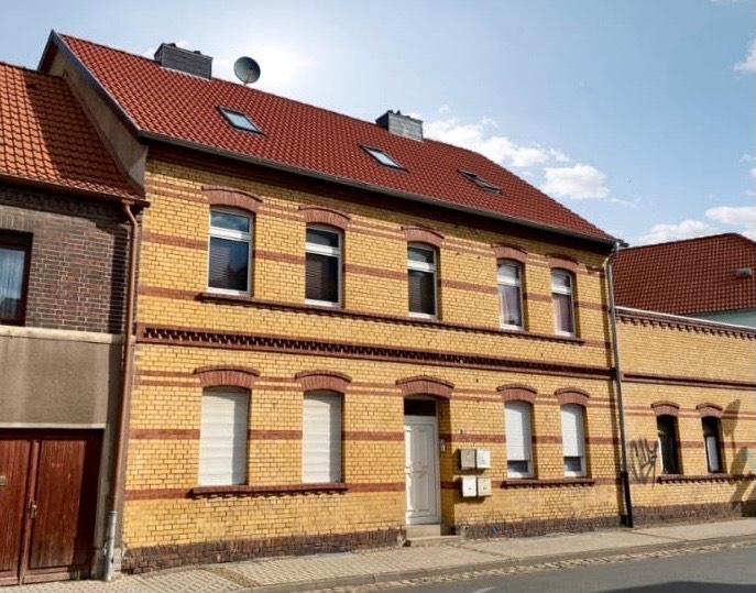 Dachgeschoßwohnung Bitterfeld-Wolfen Bitterfeld - 2 Zimmer, 53 m&sup2;, 480&euro; | Angebot:26197250