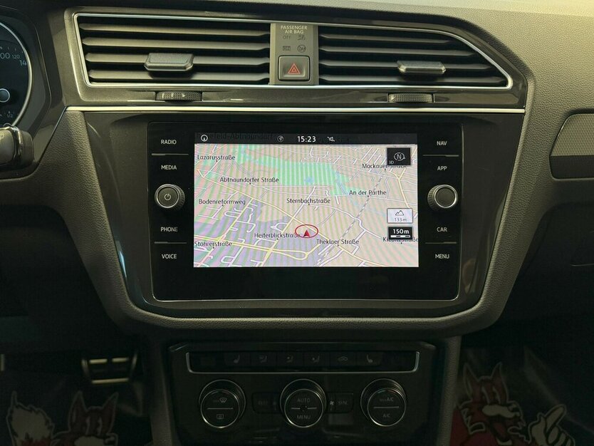 Tiguan 1.5 TSI DSG IQ /Navi/Shz/Spur/ACC/VZE/Ahk