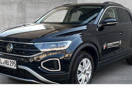 VW T-Roc 9.990 km 26.920 € Halle (Saale) 06110