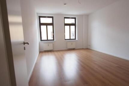 Wohnung Halle (Saale) Damaschkestraße - 3 Zimmer, 83 m&sup2;, 640&euro; | Angebot:26648347