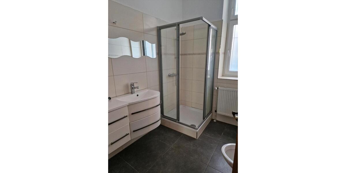 Erdgeschoßwohnung Halle (Saale) Büschdorf - 3 Zimmer, 75 m&sup2;, 540&euro; | Angebot:26350109