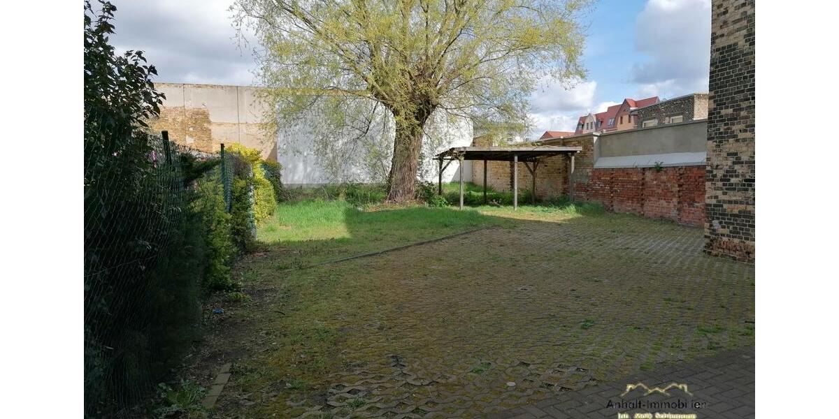 Etagenwohnung Bitterfeld-Wolfen Bitterfeld - 3 Zimmer, 84 m&sup2;, 480&euro; | Angebot:25547013