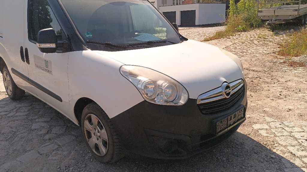 Opel Combo 156.370 km 3.000 &euro; Bad lauchstädt 06246