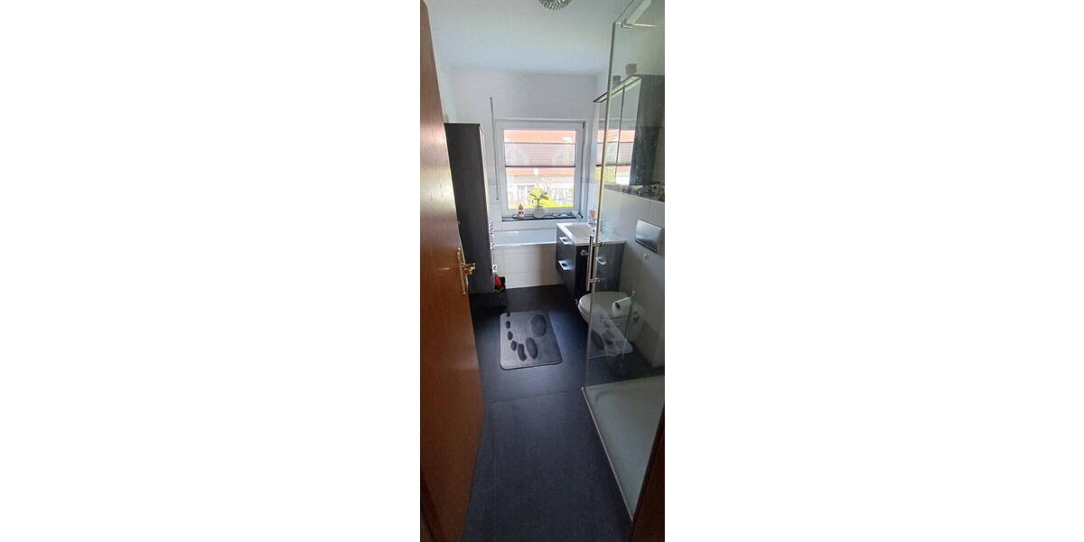 Etagenwohnung Zscherndorf Zscherndorf - 3 Zimmer, 86 m&sup2;, 800&euro; | Angebot:26788766