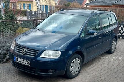 VW Touran 231.000 km 2.000 &euro; Gröbzig 06388
