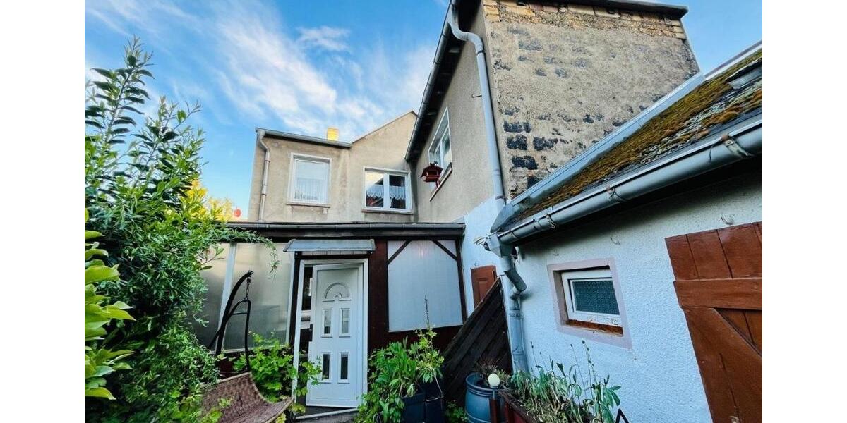 Reihenhaus Eisleben (Lutherstadt) - 7 Zimmer, 132 m&sup2;, 37.000&euro; | Angebot:26786588