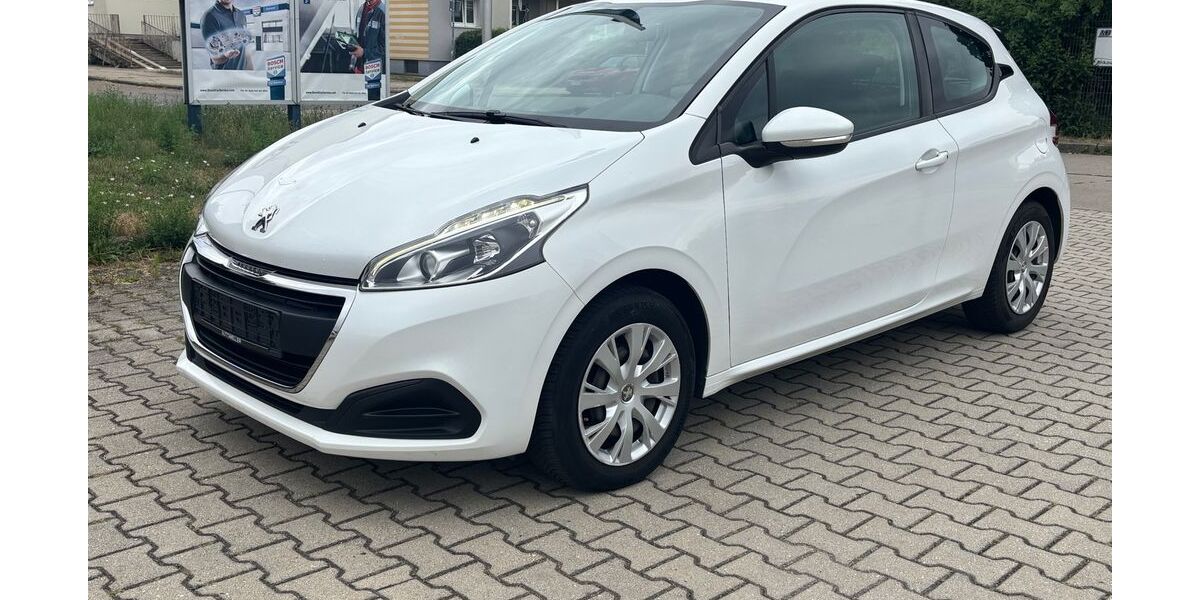 Peugeot 208 199.900 km 4.190 &euro; Halle/Saale 06126