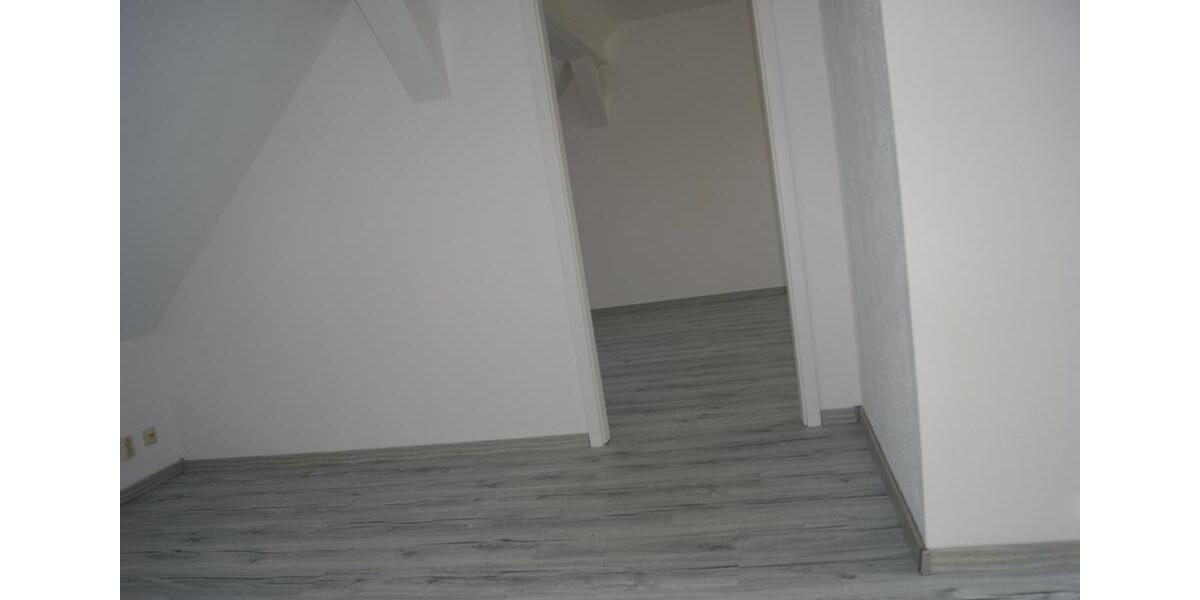 Maisonettenwohnung Bitterfeld-Wolfen Bitterfeld - 5 Zimmer, 100 m&sup2;, 700&euro; | Angebot:24514801