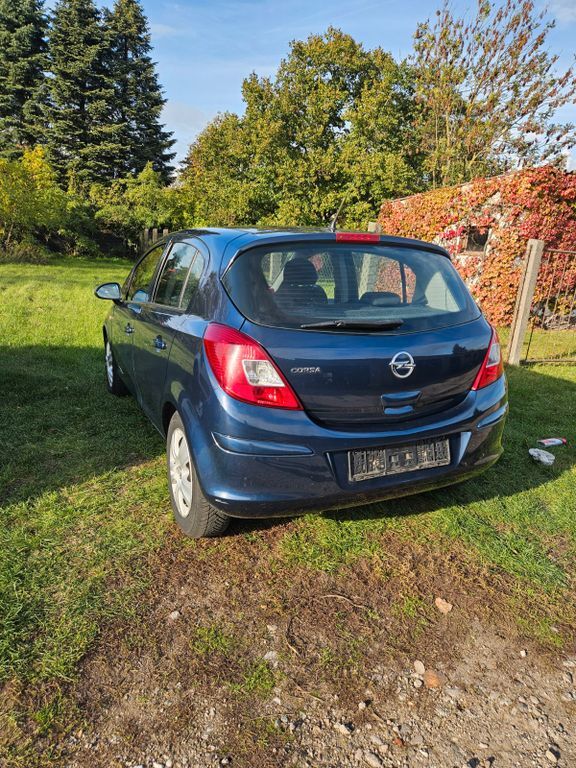 Opel Corsa 41.619 km 4.800 € Kabelsketal 06184