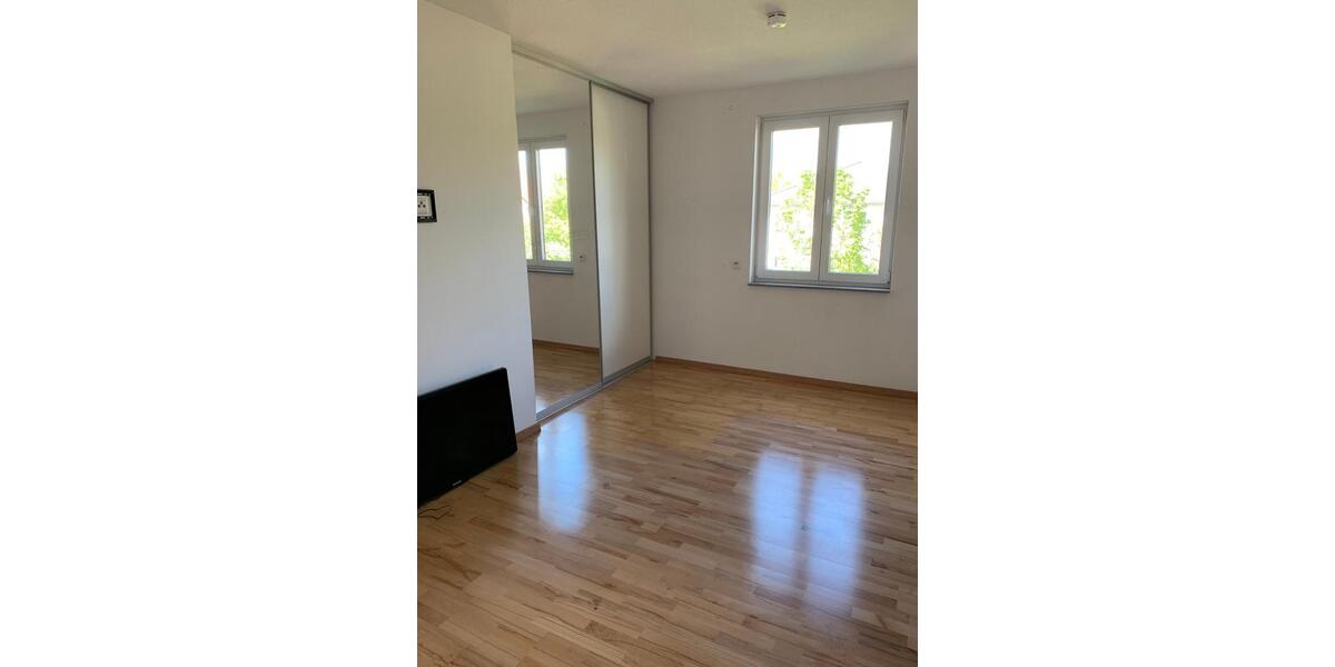 Etagenwohnung Halle (Saale) Dölau - 3 Zimmer, 83 m&sup2;, 305.000&euro; | Angebot:27069415