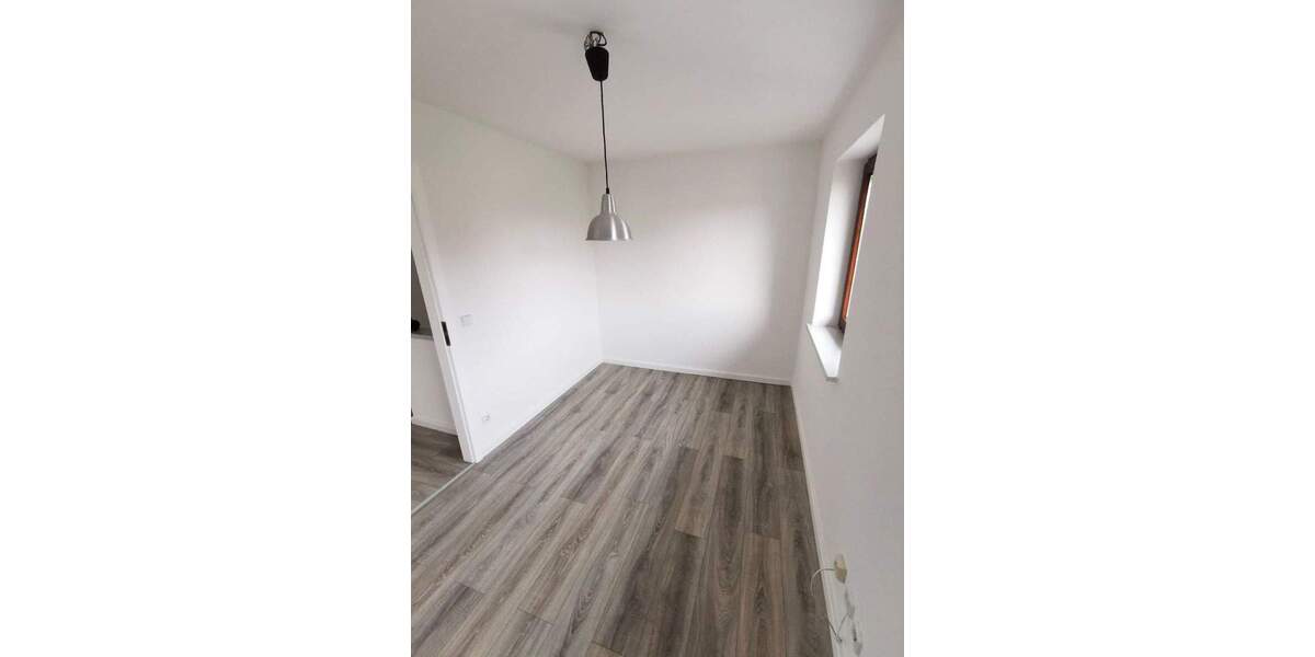 Doppelhaushälfte Leuna Zöschen - 4 Zimmer, 102 m&sup2;, 300.000&euro; | Angebot:24808711