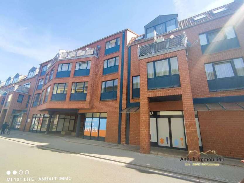 Wohnung zum Mieten in Bitterfeld-Wolfen OT Wolfen 490 € 77.72 m²