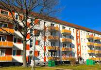 Wohnung zum Mieten in Braunsbedra 273 € 49.61 m²