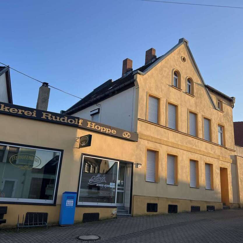 Haus zum Kaufen in Plötzkau 85.000 € 330 m²