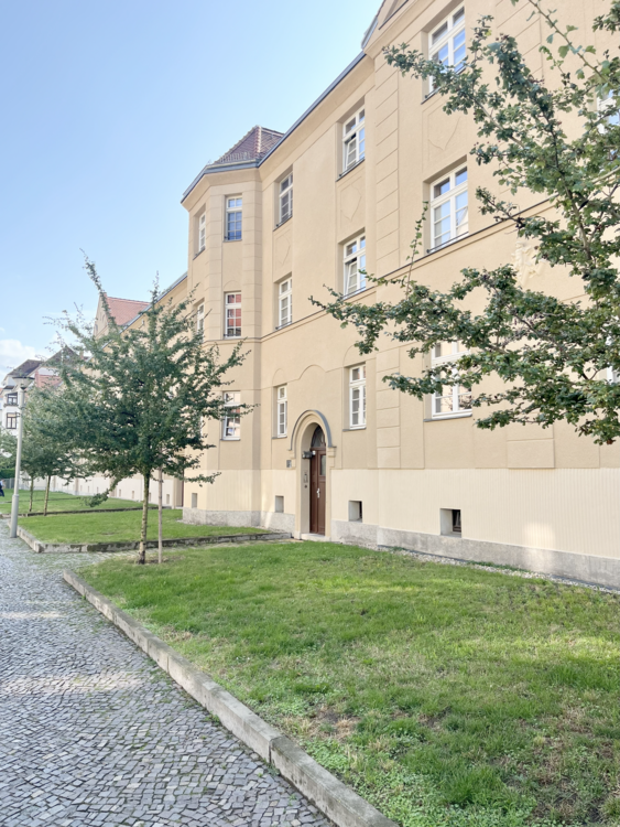 Wohnung zum Kaufen in Leipzig 377.000 € 94.79 m²