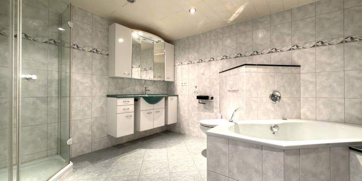 Doppelhaushälfte Bitterfeld-Wolfen Greppin - 3 Zimmer, 130 m&sup2;, 179.000&euro; | Angebot:25664448