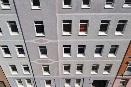 Haus zum Kaufen in Halle 3.535.200 € 1560 m² 80 zimmer