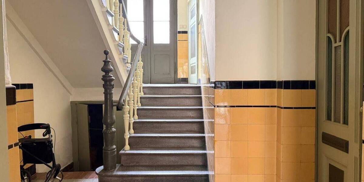 Etagenwohnung Halle Innenstadt - 2 Zimmer, 67 m&sup2;, 470&euro; | Angebot:26920891