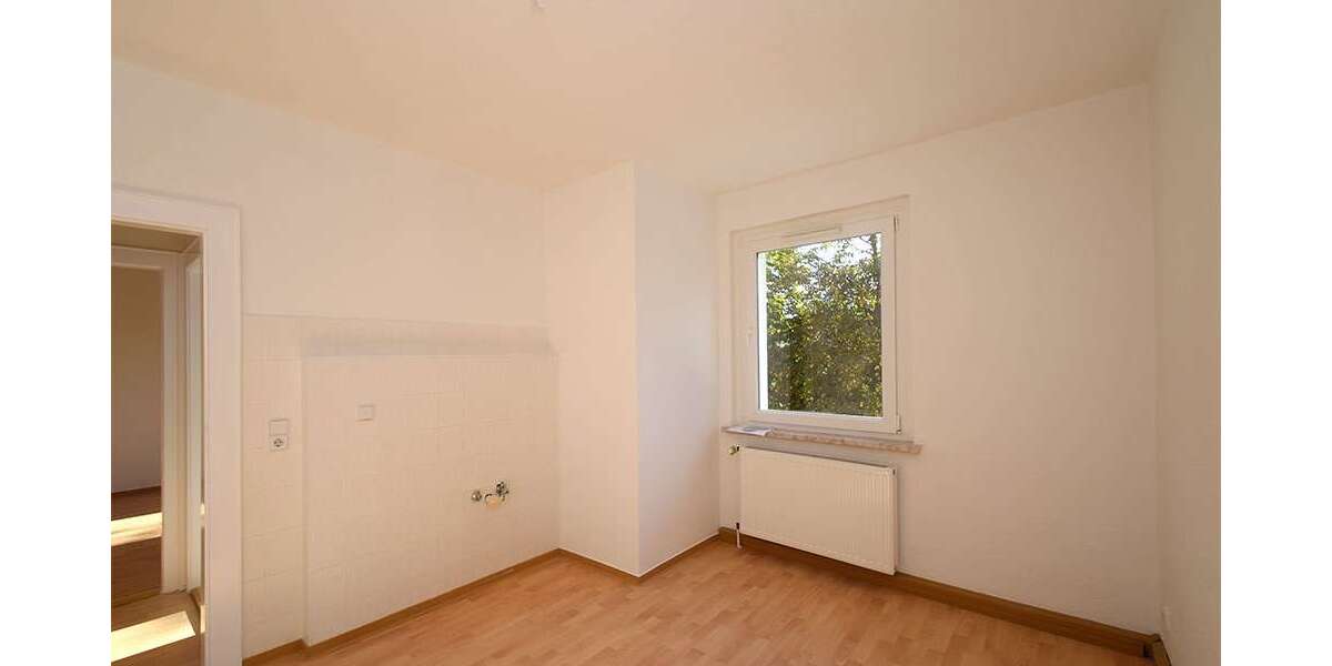 Etagenwohnung Halle (Saale) Ammendorf/Beesen - 1 Zimmer, 37 m&sup2;, 266&euro; | Angebot:27318354