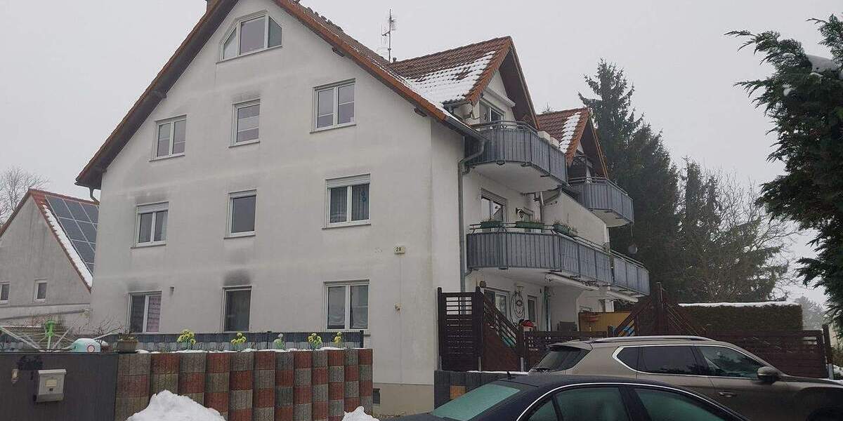 Etagenwohnung Leuna Zöschen - 4 Zimmer, 88 m&sup2;, 115.000&euro; | Angebot:24989851