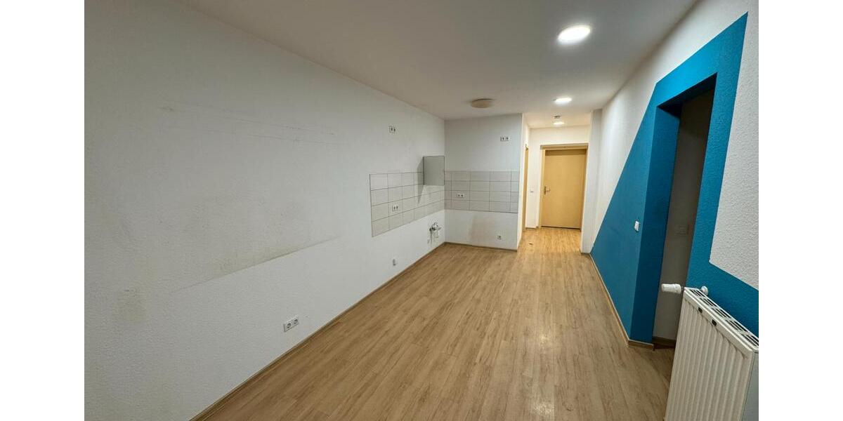 Erdgeschoßwohnung Halle (Saale) Am Wasserturm/Thaerviertel - 4 Zimmer, 96 m&sup2;, 795&euro; | Angebot:26660646