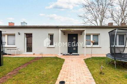 Ihr neues Zuhause: EFH mit Garten, Garage und viel Platz in idyllischer Lage