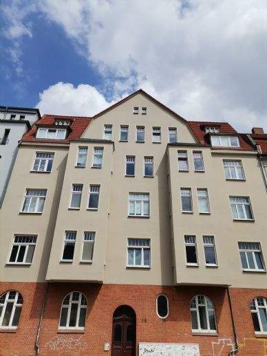 Helle Wohnung im ruhig gelegenen Hinterhaus mit offener Küche und Balkon in Top-Lage! 2 zimmer