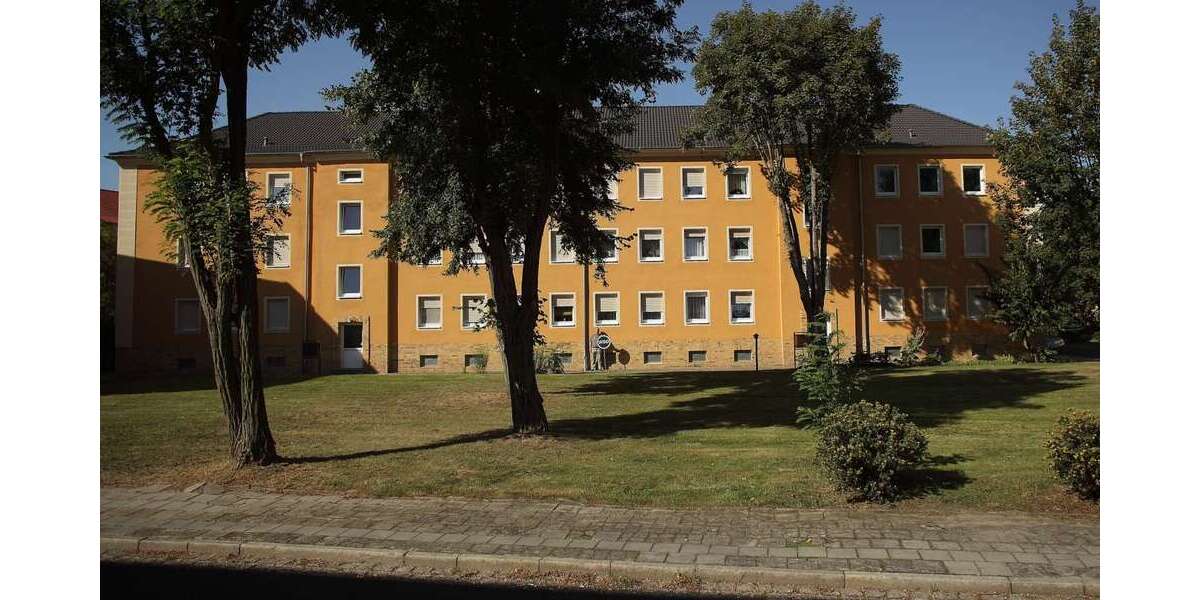 Etagenwohnung Bitterfeld Bitterfeld - 1 Zimmer, 40 m&sup2;, 294&euro; | Angebot:26351623
