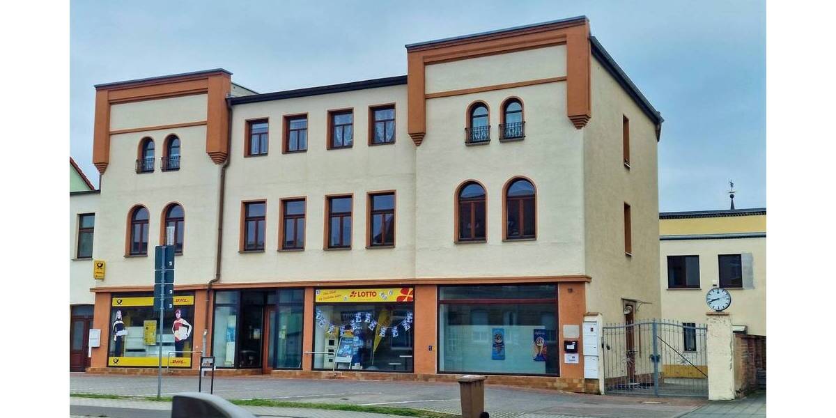 Etagenwohnung Bitterfeld-Wolfen Bitterfeld - 2 Zimmer, 70 m&sup2;, 470&euro; | Angebot:25708992