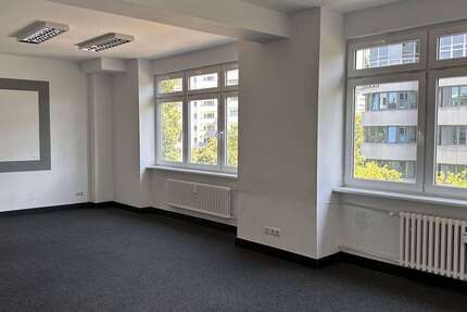 Büro in Berlin 14.029 € 779 m²