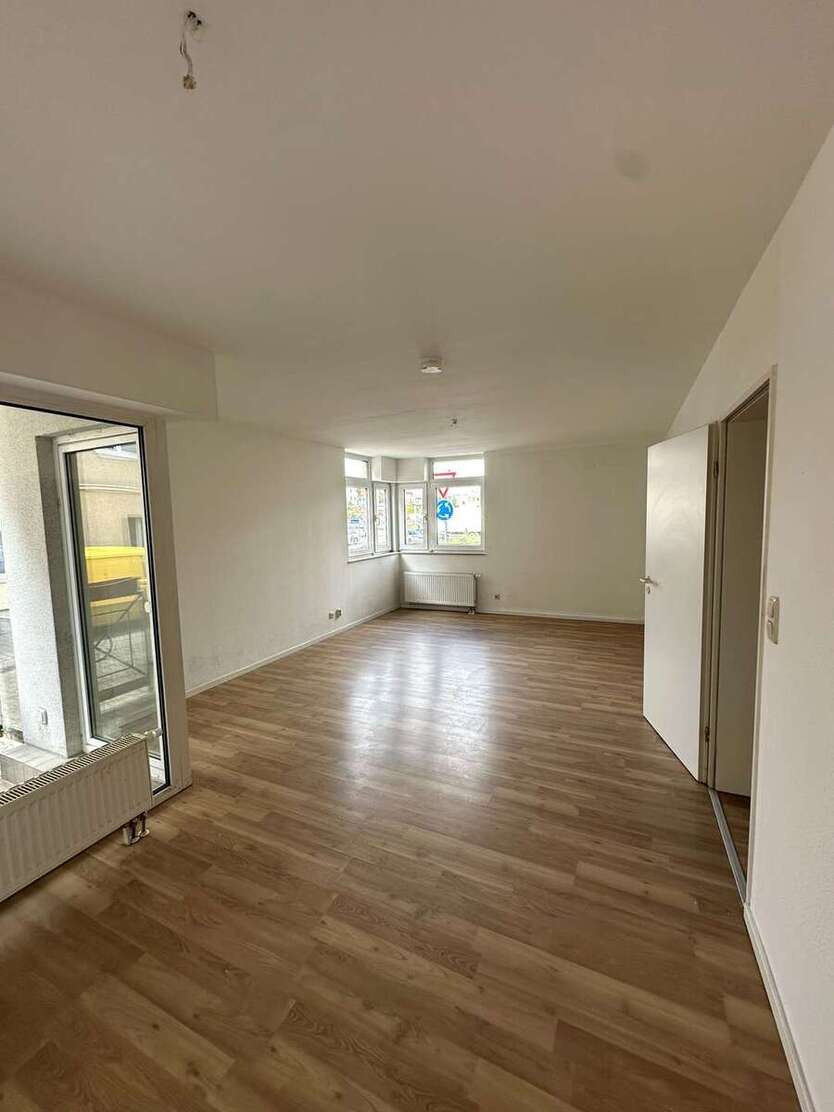 ++Erdgeschosswohnung mit 2 Balkone und Tiefgarage++ 3 zimmer