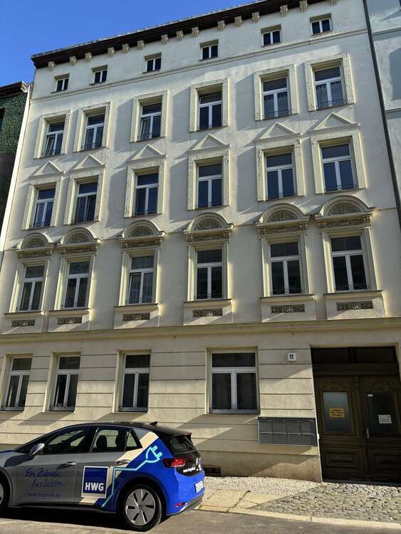 Wohnung zum Mieten in Halle 413 € 56.19 m²