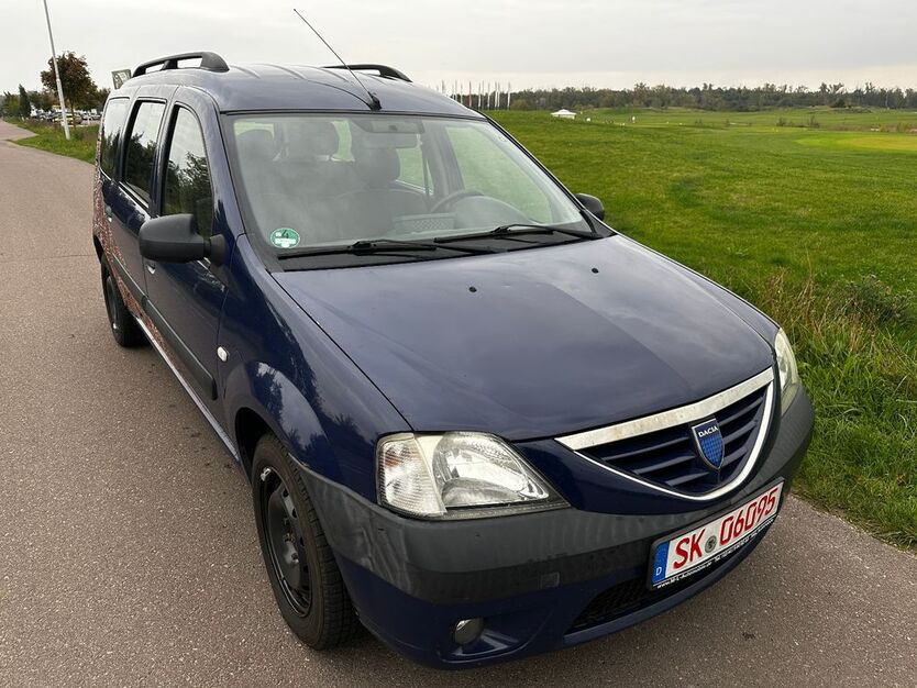 Dacia Logan 294.000 km 1.799 € HALLE 06116