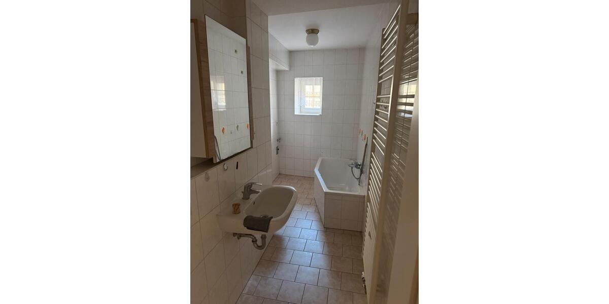 Etagenwohnung Halle (Saale) Frohe Zukunft - 2 Zimmer, 50 m&sup2;, 400&euro; | Angebot:25055381