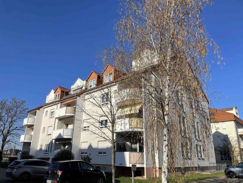Wohnung zum Kaufen in Markranstädt 65.000 € 34.28 m²