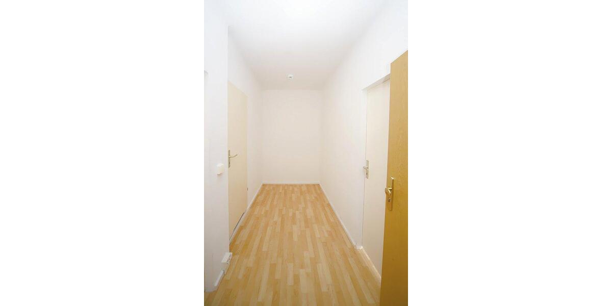 Etagenwohnung Eisleben (Lutherstadt) - 2 Zimmer, 56 m&sup2;, 296&euro; | Angebot:26129726