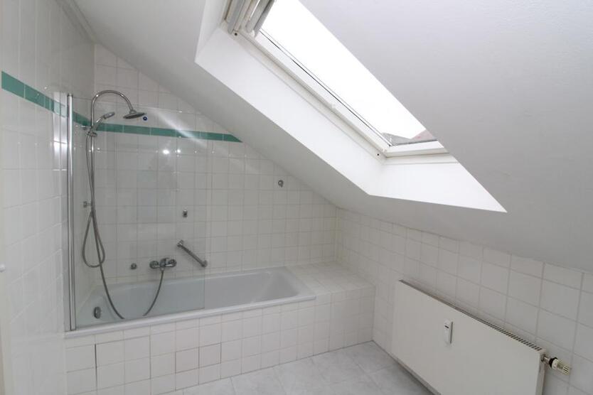 2 Zimmer Wohnung mit großer Dachterrasse zimmer