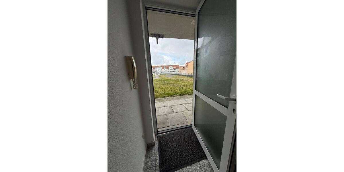 Etagenwohnung Bitterfeld-Wolfen Bitterfeld - 2 Zimmer, 66 m&sup2;, 430&euro; | Angebot:25990005