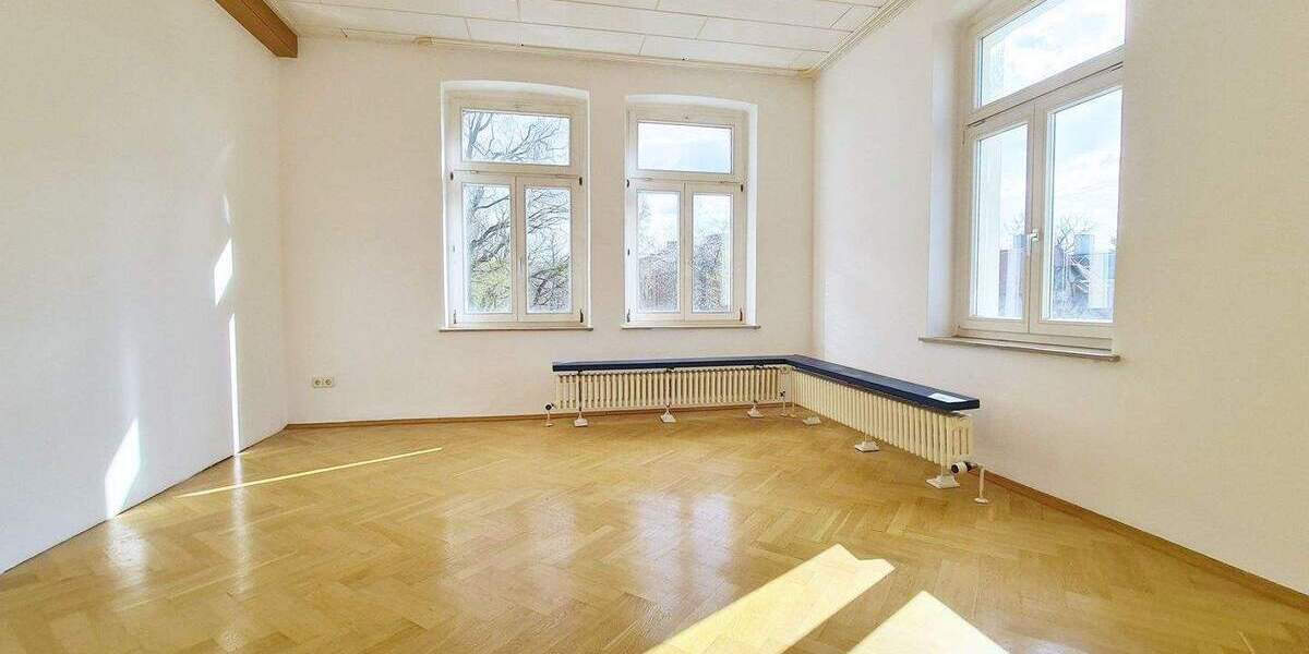 Etagenwohnung Köthen (Anhalt) Köthen - 3 Zimmer, 92 m&sup2;, 515&euro; | Angebot:26796216