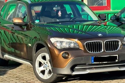 BMW X1 228.000 km 7.700 € Halle Saale 06122